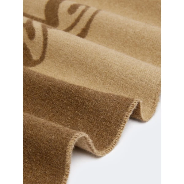 Max Mara Tenue Cashmere and Wool Stole in Camel | Scarves | Luxury Shoes 
