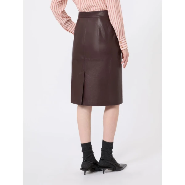 Max Mara Timore Hammered Leather Pencil Skirt in Bordeaux | Leather Skirts | Luxury Shoes 