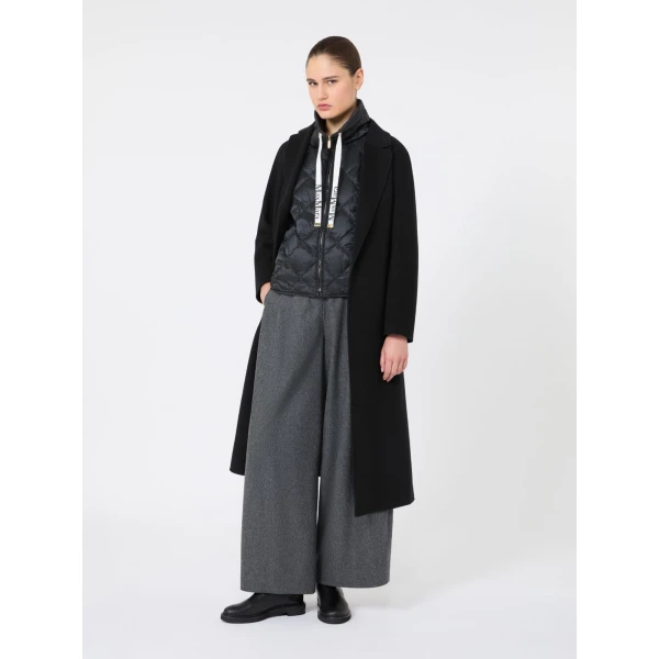 Max Mara Tregic Diamond-Quilted Padded Gilet in Black | Vests | Luxury Shoes 