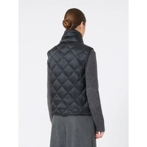 Max Mara Tregic Diamond-Quilted Padded Gilet in Black | Vests | Luxury Shoes 