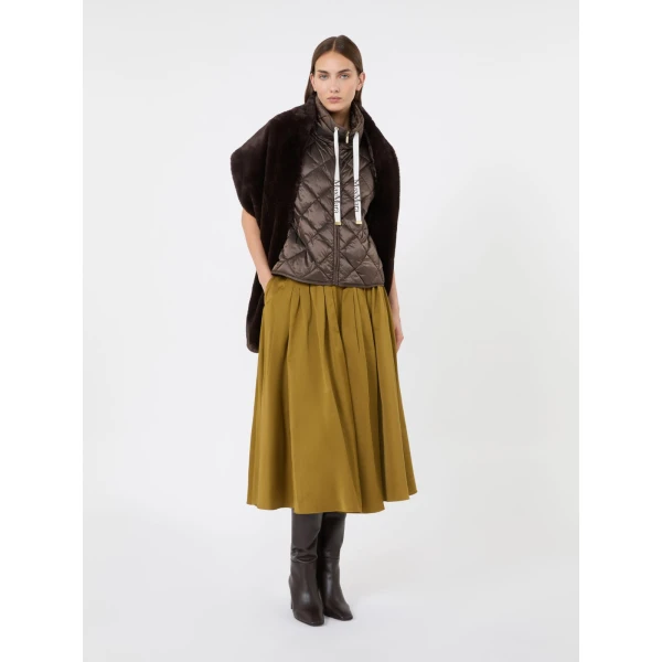 Max Mara Tregic Diamond-Quilted Padded Gilet in Brown | Vests | Luxury Shoes 