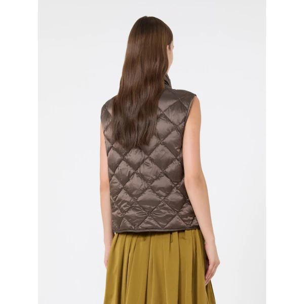 Max Mara Tregic Diamond-Quilted Padded Gilet in Brown | Vests | Luxury Shoes 