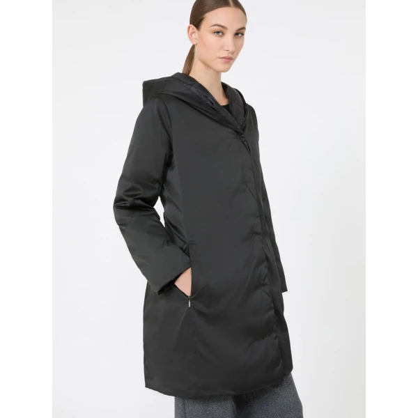 Max Mara Uggioso Reversible Water-Repellent Taffeta Down Jacket in Black | Jackets | Luxury Shoes 