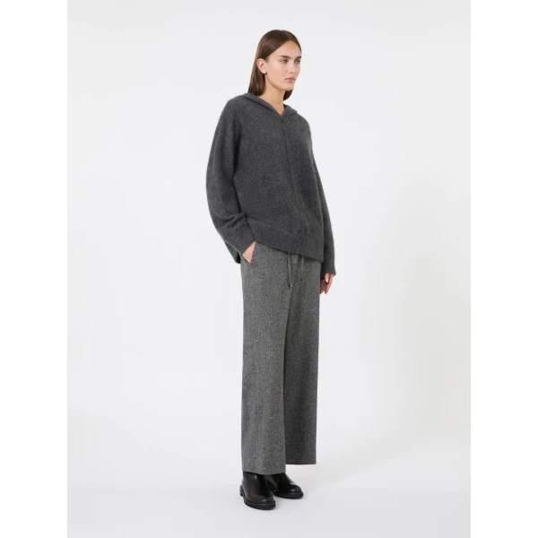 Max Mara Vinci Wool Flannel Joggers in Black | Sweatpants | Luxury Shoes 