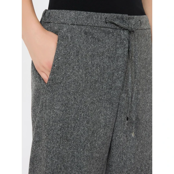 Max Mara Vinci Wool Flannel Joggers in Black | Sweatpants | Luxury Shoes 