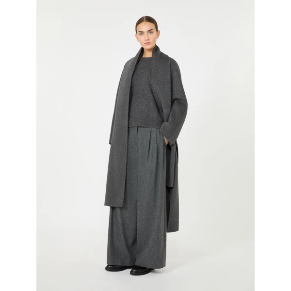 Max Mara Voliera Yak Wool Crew-Neck Sweater in Medium Grey | Sweaters | Luxury Shoes 
