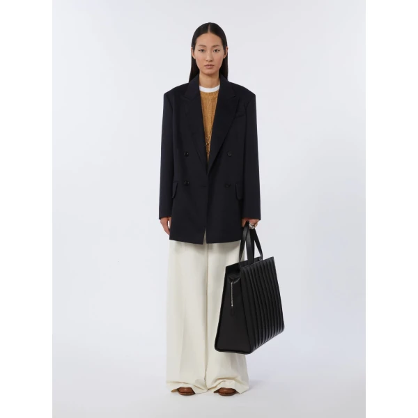 Max Mara Whitney Bag 10 Extra Large in Black | Totes & Top-Handle Bags | Luxury Shoes 