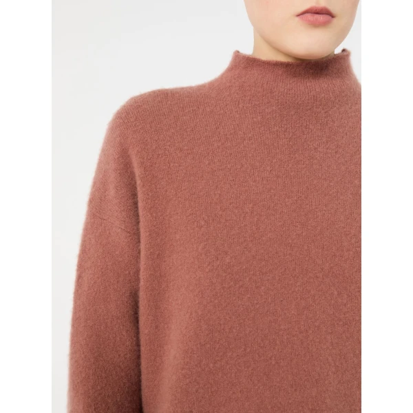 Max Mara Zodiaco Relaxed Cashmere Sweater in Dark Pink | Sweaters | Luxury Shoes 
