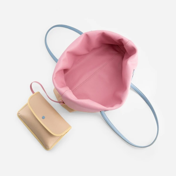 Mlouye M Tote in Gummy | Totes & Top-Handle Bags | Luxury Shoes 