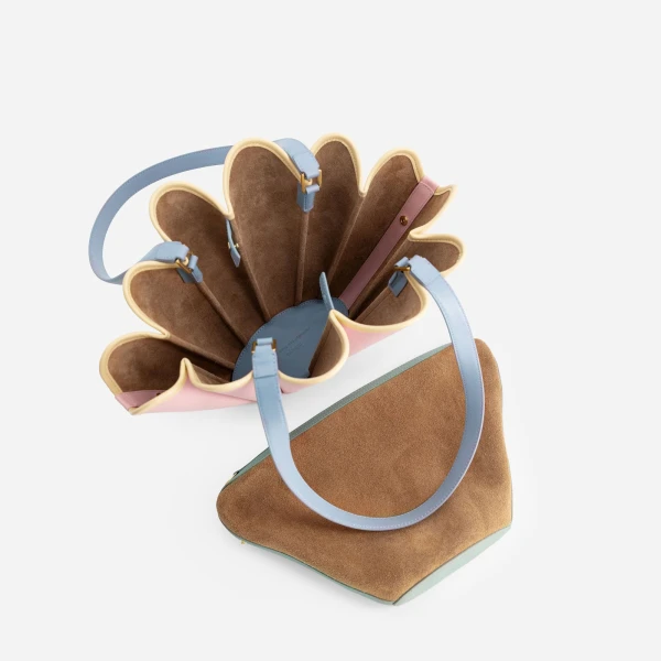 Mlouye Mini Seashell Tote in Gummy | Mini Bags | Luxury Shoes 