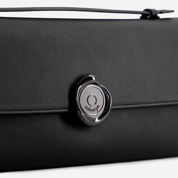 Mlouye Seal Double Clutch in Carbon | Clutch Bags | Luxury Shoes 