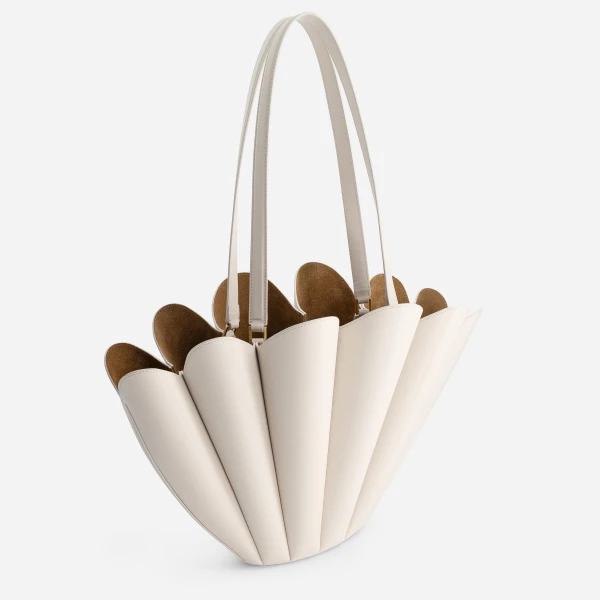 Mlouye Seashell Tote in Dove | Totes & Top-Handle Bags | Luxury Shoes 