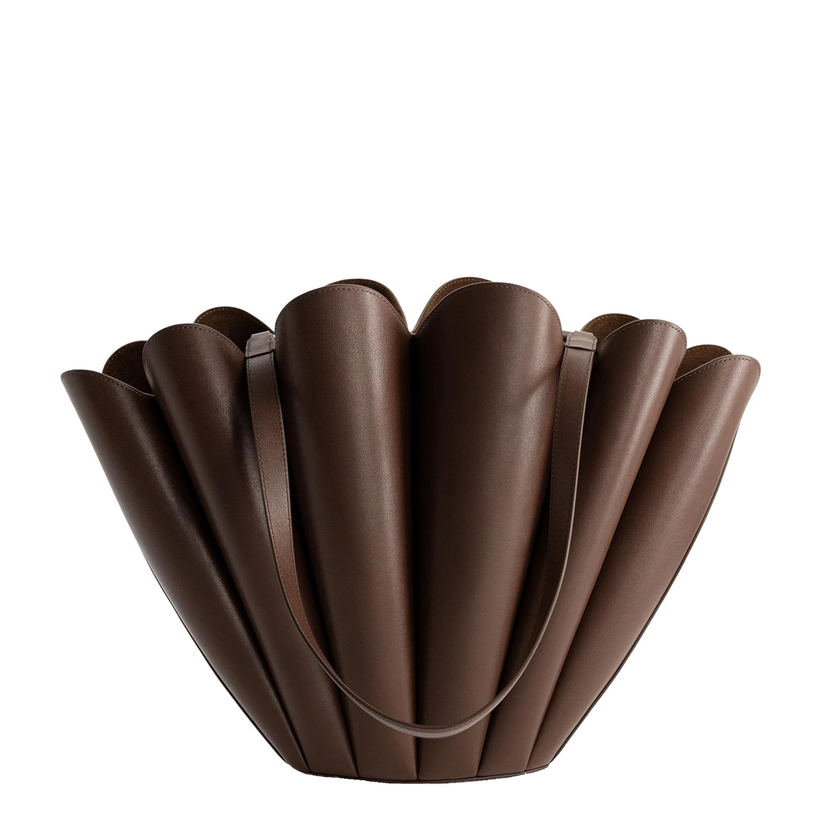 Mlouye Seashell Tote in Espresso Mlouye Seashell Tote in Espresso | Totes & Top-Handle Bags | Luxury Shoes