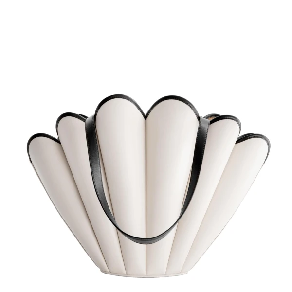 Mlouye Seashell Tote in Off White | Totes & Top-Handle Bags | Luxury Shoes 