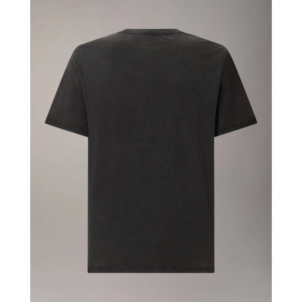 Moose Knuckles Connor Logo T-Shirt in Black | T-shirts & vests | Luxury Shoes 