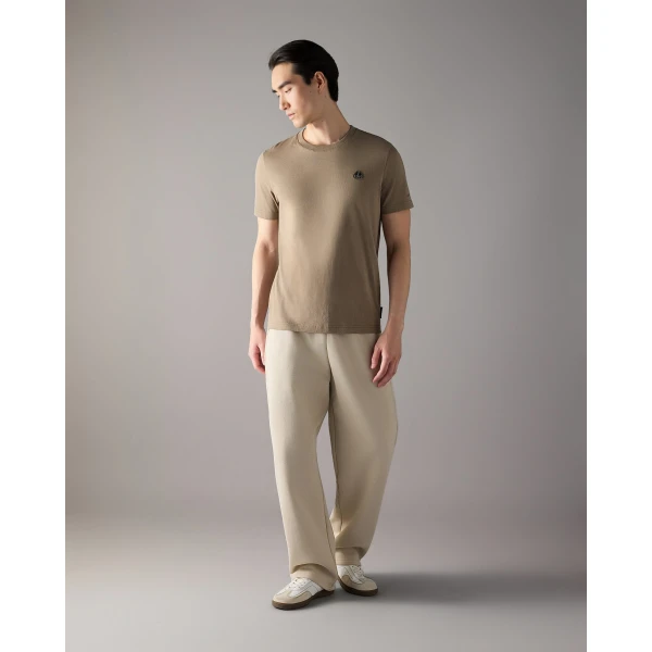 Moose Knuckles Crescent T-Shirt in Ashen | T-shirts & vests | Luxury Shoes 
