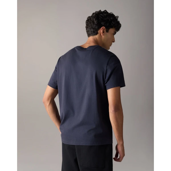 Moose Knuckles Crescent T-Shirt in Navy | T-shirts & vests | Luxury Shoes 