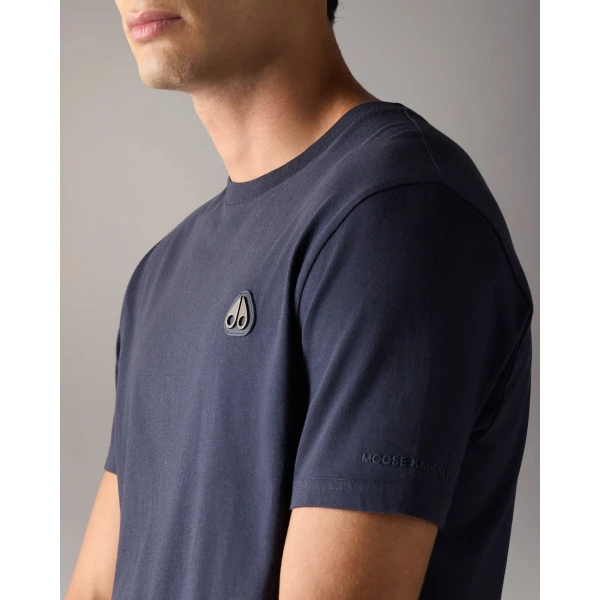 Moose Knuckles Crescent T-Shirt in Navy | T-shirts & vests | Luxury Shoes 