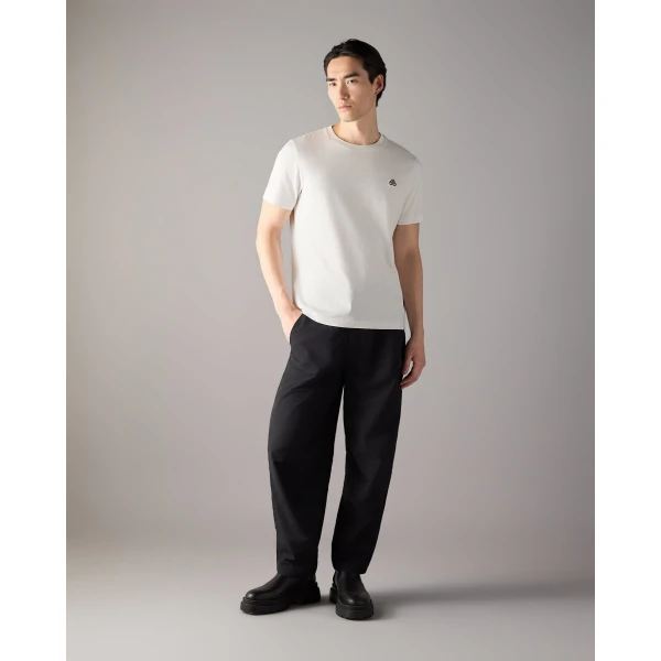Moose Knuckles Crescent T-Shirt in White | T-shirts & vests | Luxury Shoes 