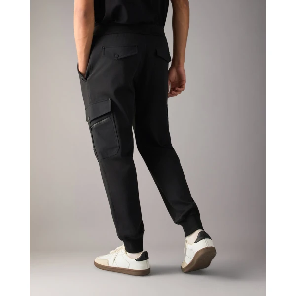Moose Knuckles Dalon Cargo Joggers in Black | Pants | Luxury Shoes 