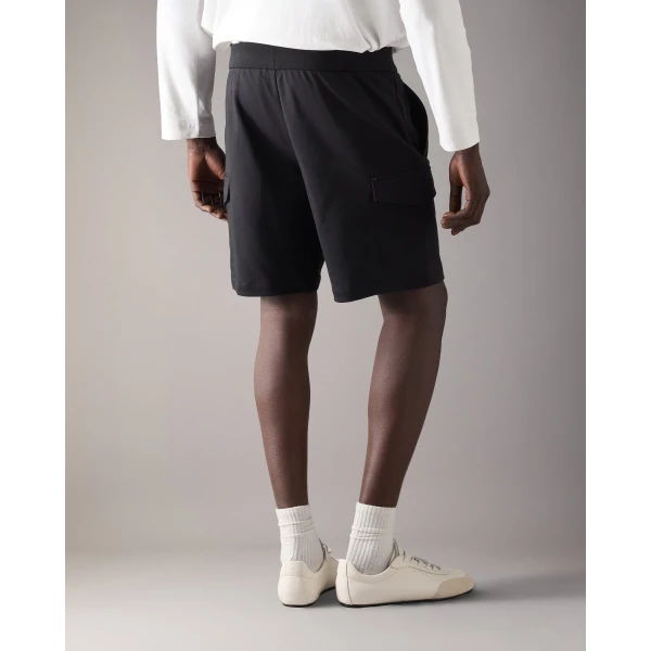 Moose Knuckles Dalon Cargo Shorts in Black | Shorts | Luxury Shoes 