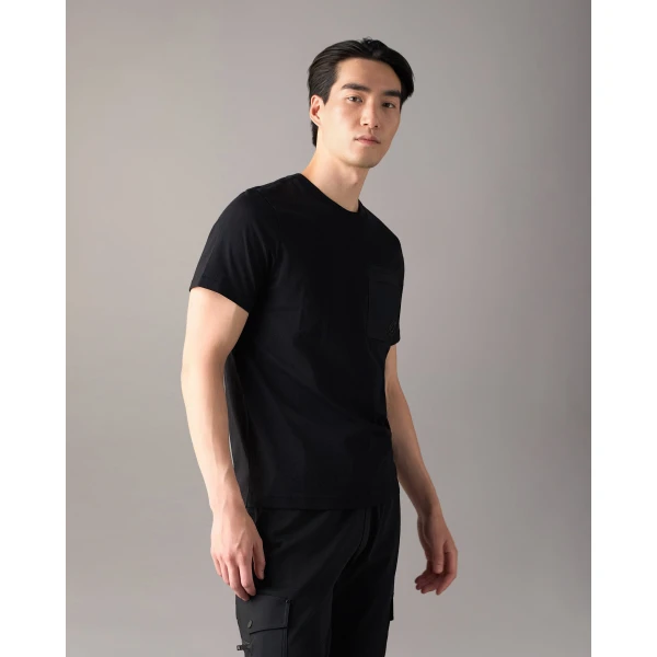 Moose Knuckles Dalon T-Shirt in Black | T-shirts & vests | Luxury Shoes 