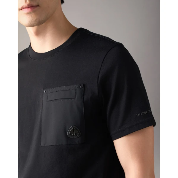 Moose Knuckles Dalon T-Shirt in Black | T-shirts & vests | Luxury Shoes 