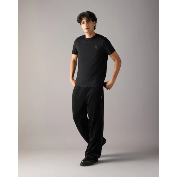 Moose Knuckles Gold Series Crescent T-Shirt in Navy | T-shirts & vests | Luxury Shoes 