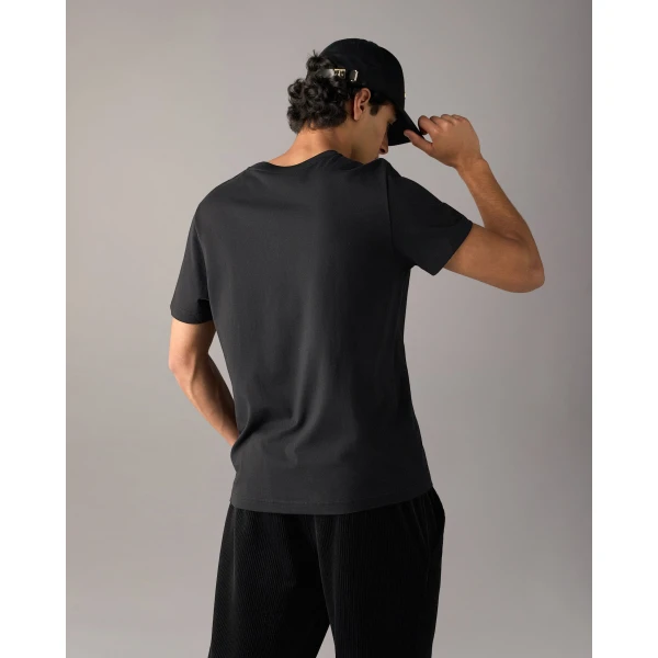 Moose Knuckles Gold Series Icebreak Logo T-Shirt in Black | T-shirts & vests | Luxury Shoes 