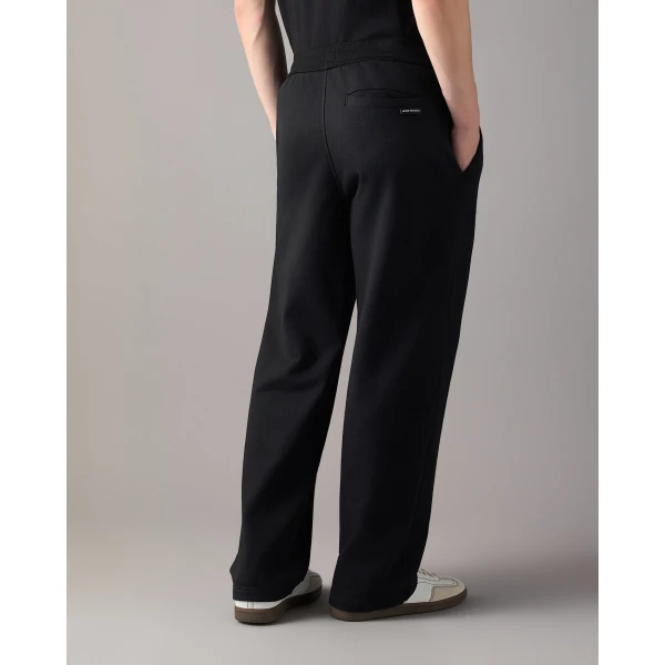 Moose Knuckles Hartsfield Straight-Leg Pants in Black | Pants | Luxury Shoes 