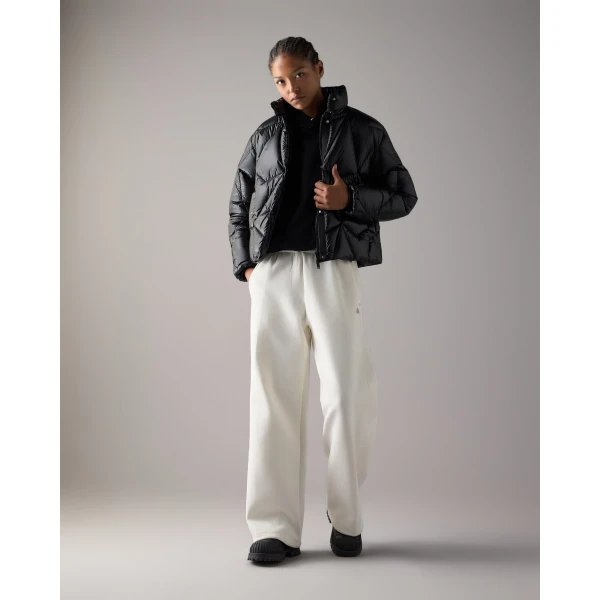 Moose Knuckles Iceberg Quilt Down Puffer in Black | Jackets | Luxury Shoes 
