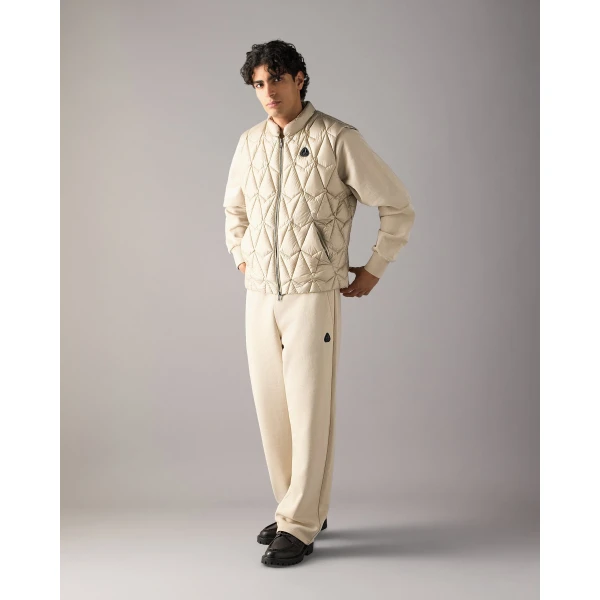 Moose Knuckles Iceberg Quilt Down Vest in Alabaster | Men Jackets | Luxury Shoes 