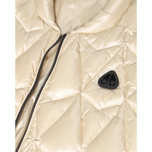 Moose Knuckles Iceberg Quilt Down Vest in Alabaster | Men Jackets | Luxury Shoes 