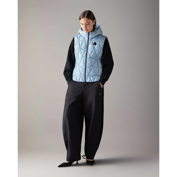 Moose Knuckles Iceberg Quilt Down Vest in Blue Ice | Vests | Luxury Shoes 