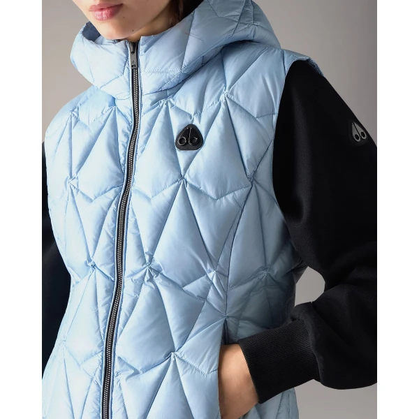 Moose Knuckles Iceberg Quilt Down Vest in Blue Ice | Vests | Luxury Shoes 