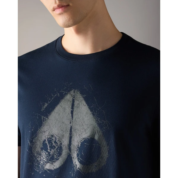 Moose Knuckles Icebreak Logo T-Shirt in Navy | T-shirts & vests | Luxury Shoes 
