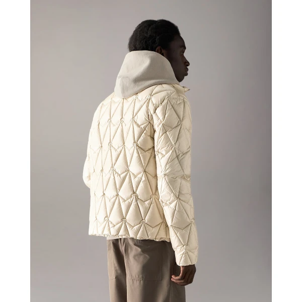 Moose Knuckles Lightweight Iceberg Quilt Down Jacket in Alabaster | Men Jackets | Luxury Shoes 