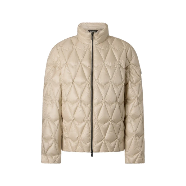 Moose Knuckles Lightweight Iceberg Quilt Down Jacket in Alabaster | Luxury Shoes 