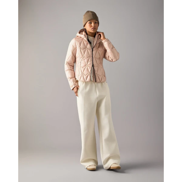 Moose Knuckles Lightweight Iceberg Quilt Down Jacket in Rosewood | Jackets | Luxury Shoes 
