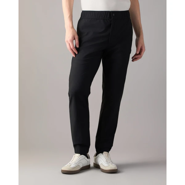 Moose Knuckles Nomad Pants in Black | Pants | Luxury Shoes 
