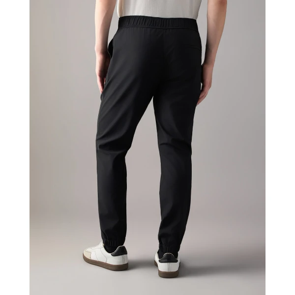 Moose Knuckles Nomad Pants in Black | Pants | Luxury Shoes 