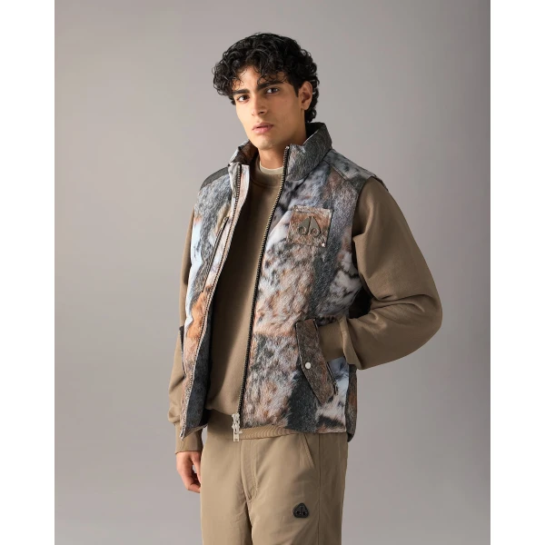 Moose Knuckles Original Westmount Camo Down Vest in Wild | Men Jackets | Luxury Shoes 