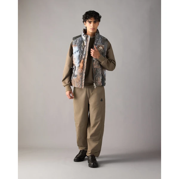 Moose Knuckles Original Westmount Camo Down Vest in Wild | Men Jackets | Luxury Shoes 