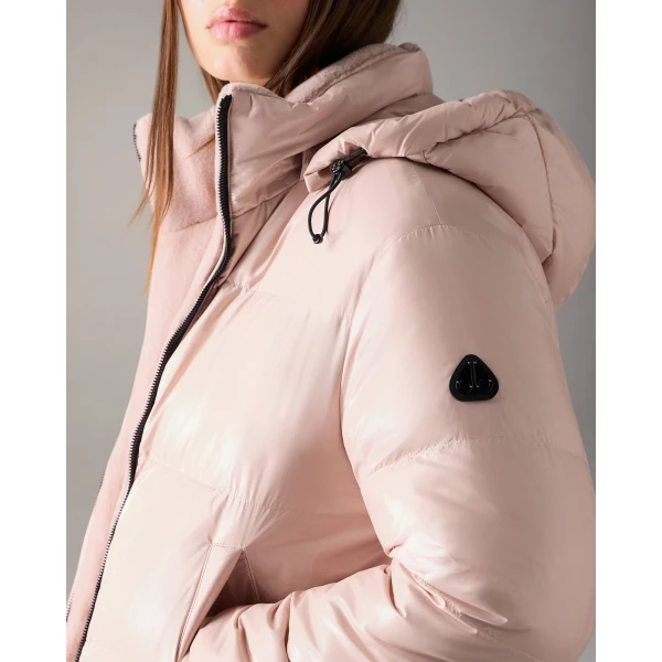 Moose Knuckles Queens Reversible Down Puffer in Rosewood | Jackets | Luxury Shoes 