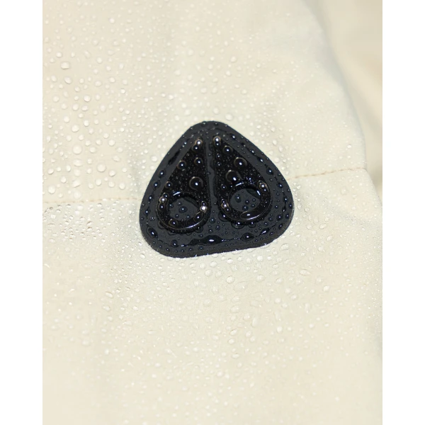Moose Knuckles Soho 3Q Down Jacket in Alabaster | Jackets | Luxury Shoes 