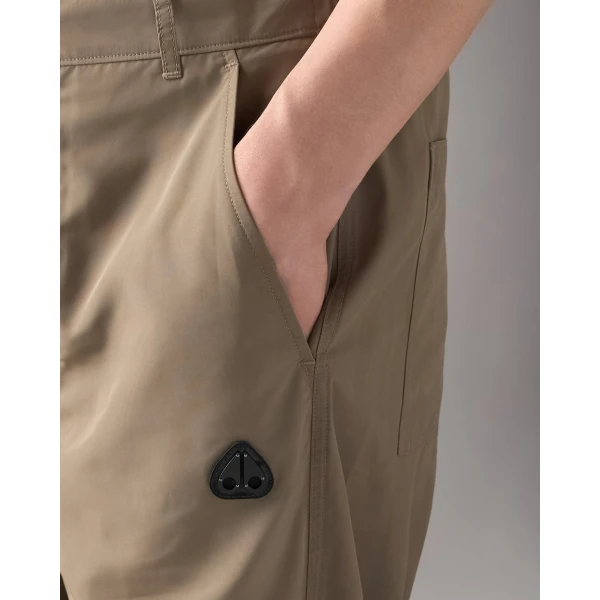 Moose Knuckles Speedy Pants in Ashen | Pants | Luxury Shoes 