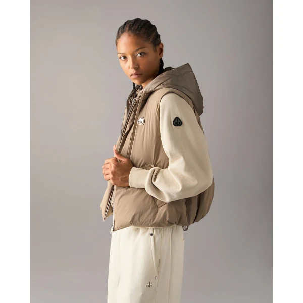 Moose Knuckles Tegan Vest in Ashen | Vests | Luxury Shoes 