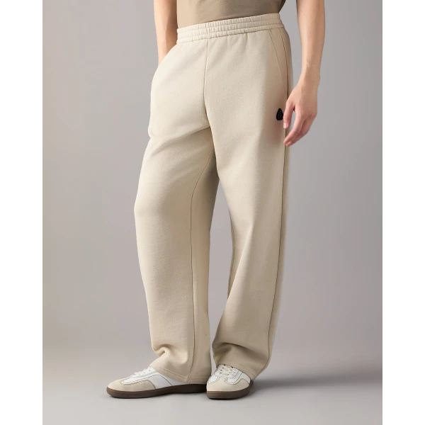 Moose Knuckles YUL Joggers in Alabaster | Pants | Luxury Shoes 