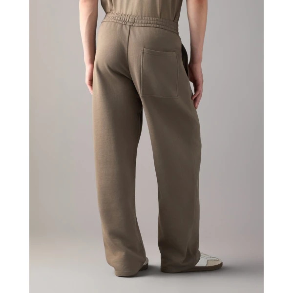 Moose Knuckles YUL Joggers in Ashen | Pants | Luxury Shoes 