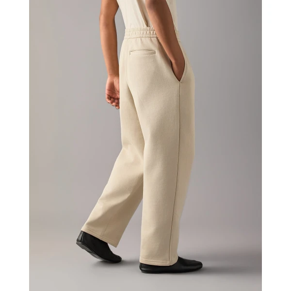 Moose Knuckles YYZ Joggers in Alabaster | Sweatpants | Luxury Shoes 